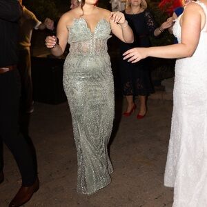 Elegant Green Evening Gown